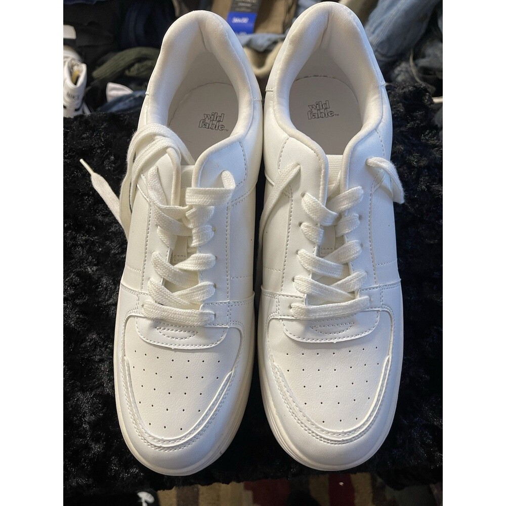 Wild Fable Lola White Shoes w/ Memory Foam Padded Collar Womens Size 11